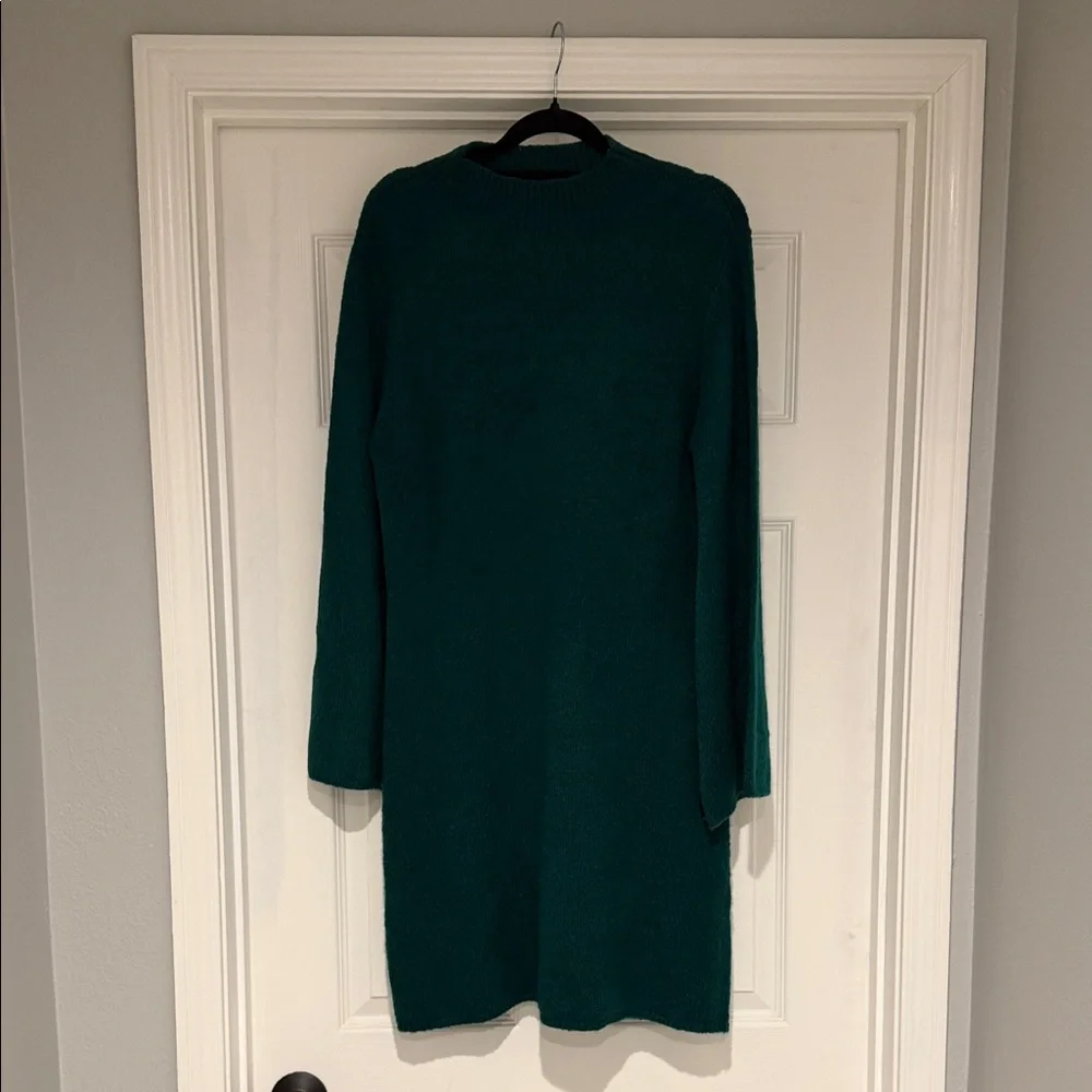 Bardot Forest Green Long Sleeve Dress - Picture 2 of 5